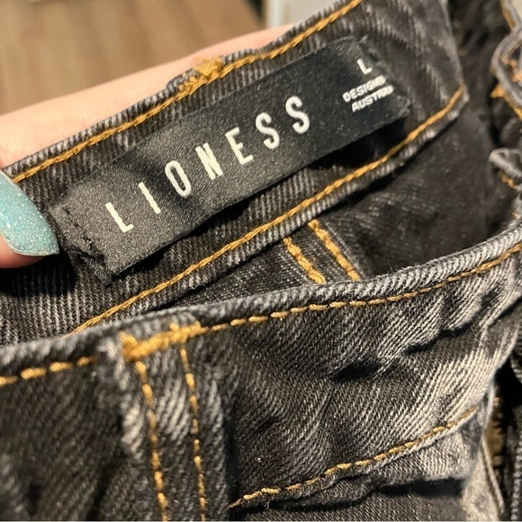 Lioness On My Way Black Tie Dyed High Waisted Mom Jeans - Picture 10 of 12